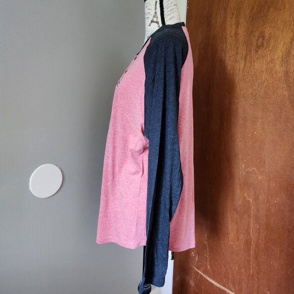 NWOT Under Armour, Women's, Long-Sleeved Shirt - Picture 2 of 5